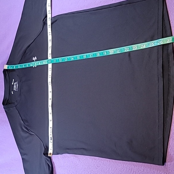 0758. EUC~ Under Armour ~ Tech Tee ~ Small ~ Black - Picture 3 of 5